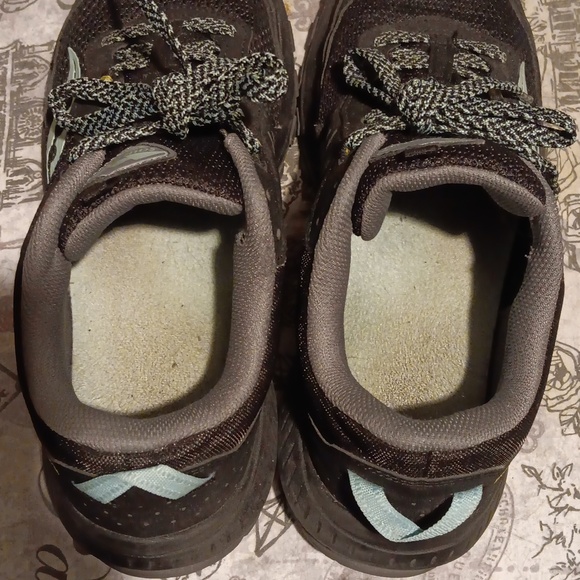 Saucony Trail Shoes - Picture 5 of 5